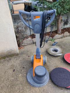 Location monobrosse