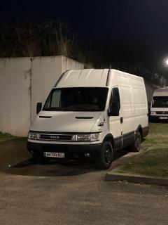 Location camion camionnette