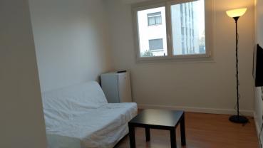 Location logement contre service