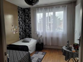 Location logement contre service