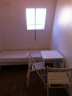 Location logement contre service