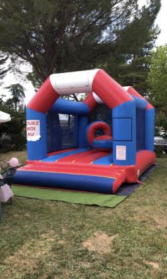 Location chateau gonflable