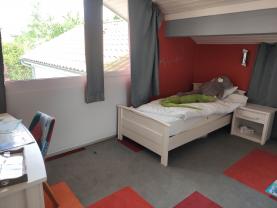 Location logement contre service