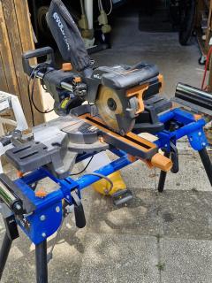 Location scie a onglet