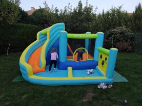 Location chateau gonflable