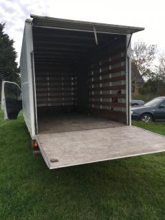 Location camion camionnette