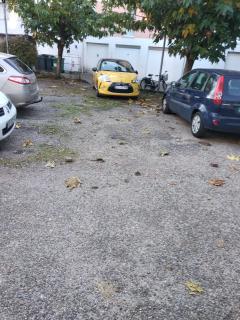 Location parking dans residence