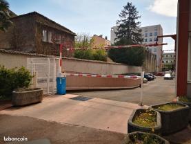 Location parking securise