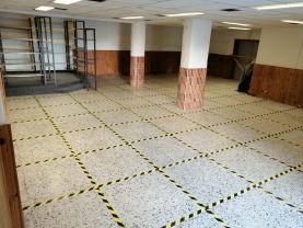 Location stockage dans local