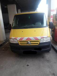 Service avec fourgon