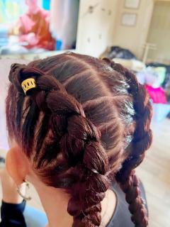 Service coiffure extension