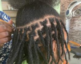 Service coiffure extension