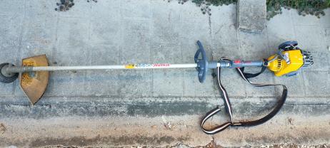 Location debroussailleuse