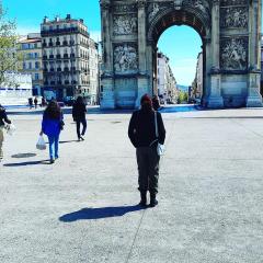 Service babysitter