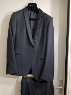 Location costume