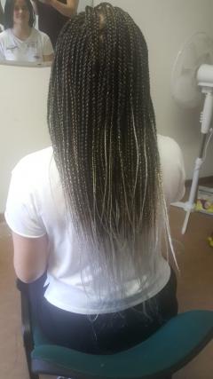 Service coiffure afro