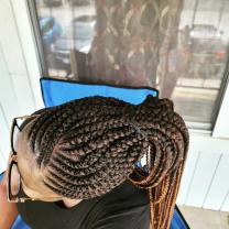 Service coiffure extension