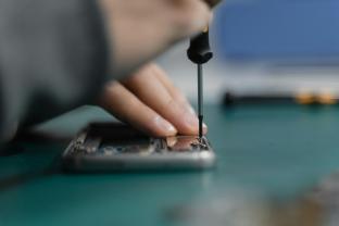Service reparation telephone