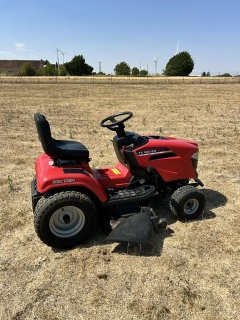 Location tracteur tondeuse
