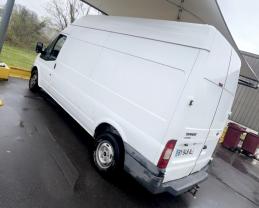 Location camion camionnette