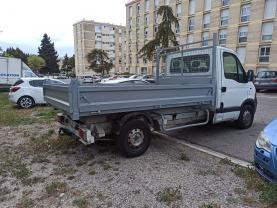 Location camion camionnette