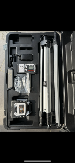 Location niveau laser