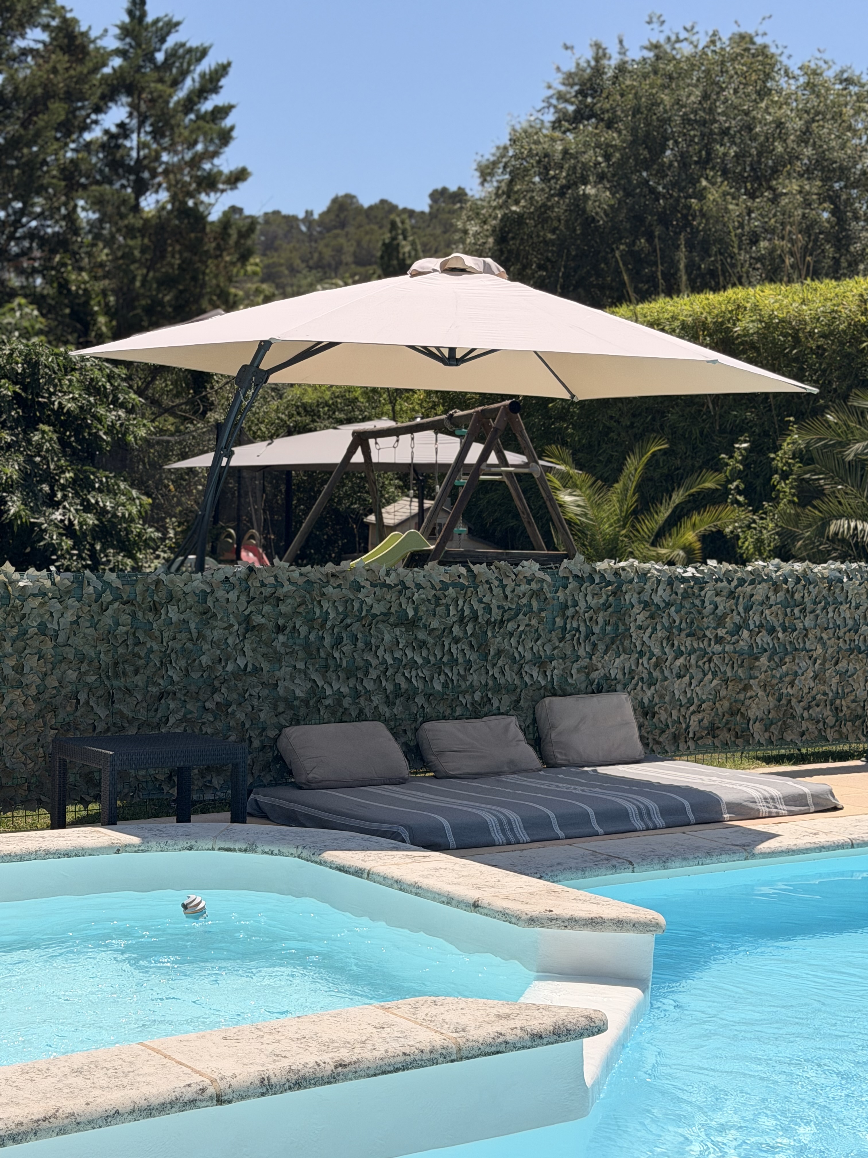 Location piscine entre particuliers (83)