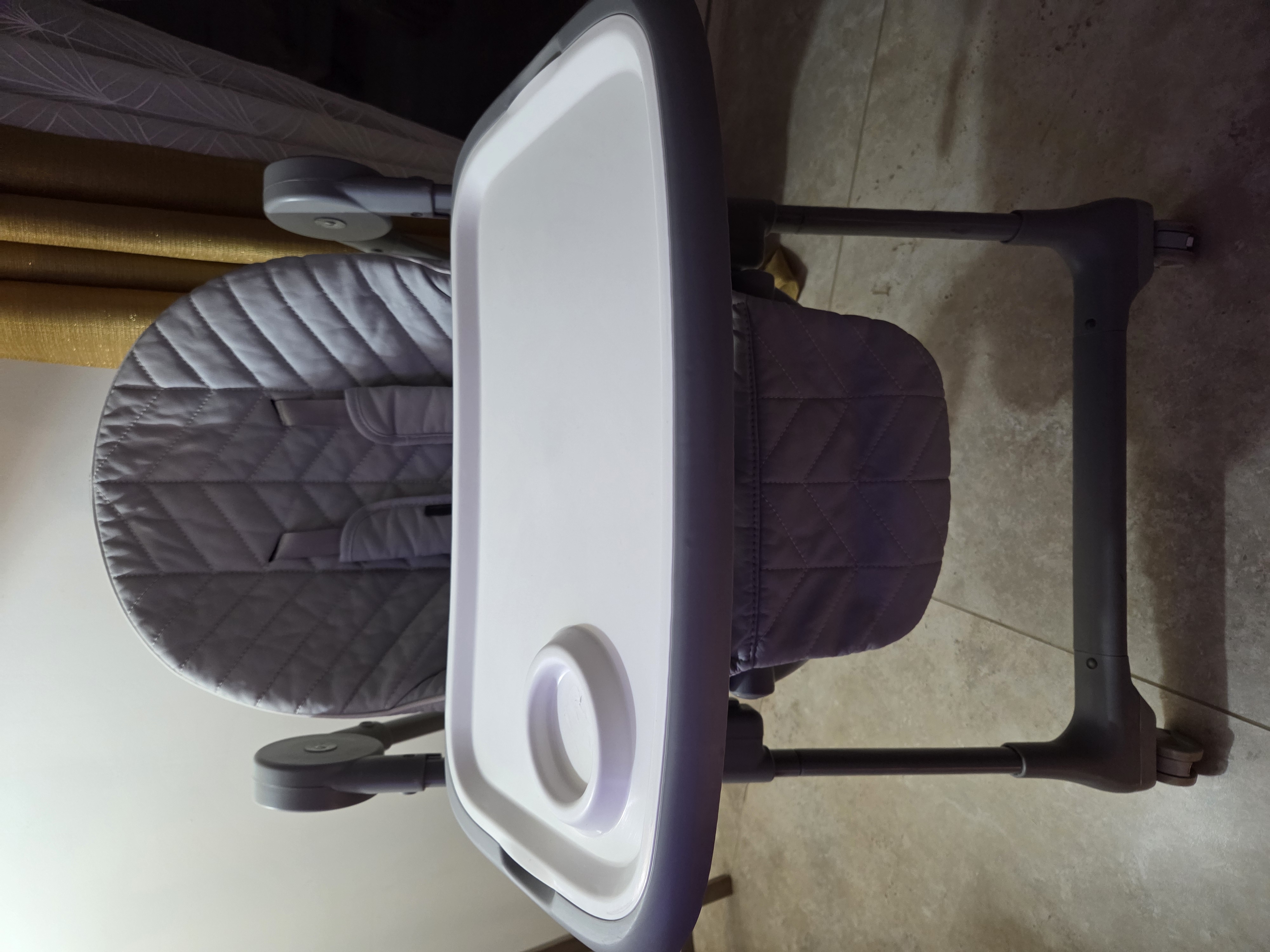 Location chaise haute entre particuliers (83)