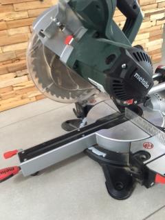 Location scie a onglet