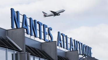 Location parking proche aeroport