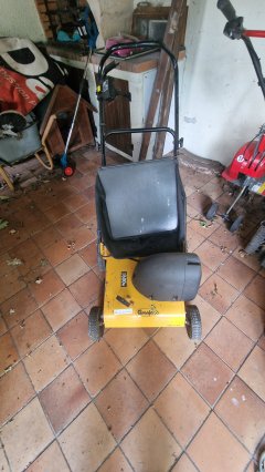 Location scarificateur