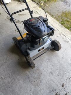 Location scarificateur