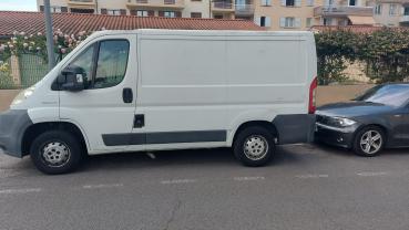 Location camion camionnette
