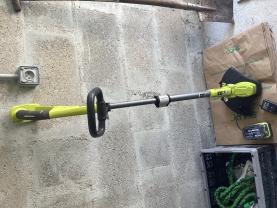 Location coupe bordures