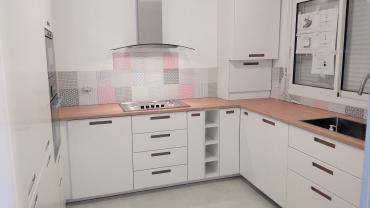 Service pose de cuisine