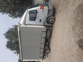 Location camion camionnette