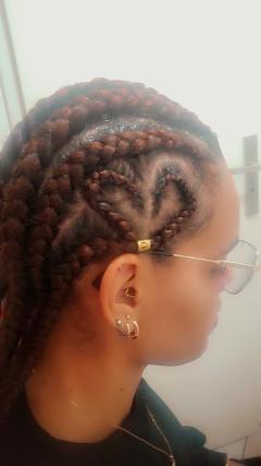 Service coiffure extension