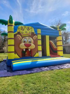 Location chateau gonflable