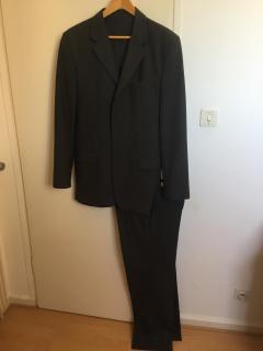 Location costume