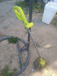Location coupe bordures