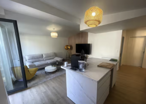 Location logement contre service