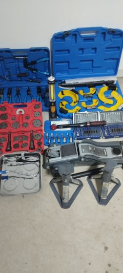 Location outils auto
