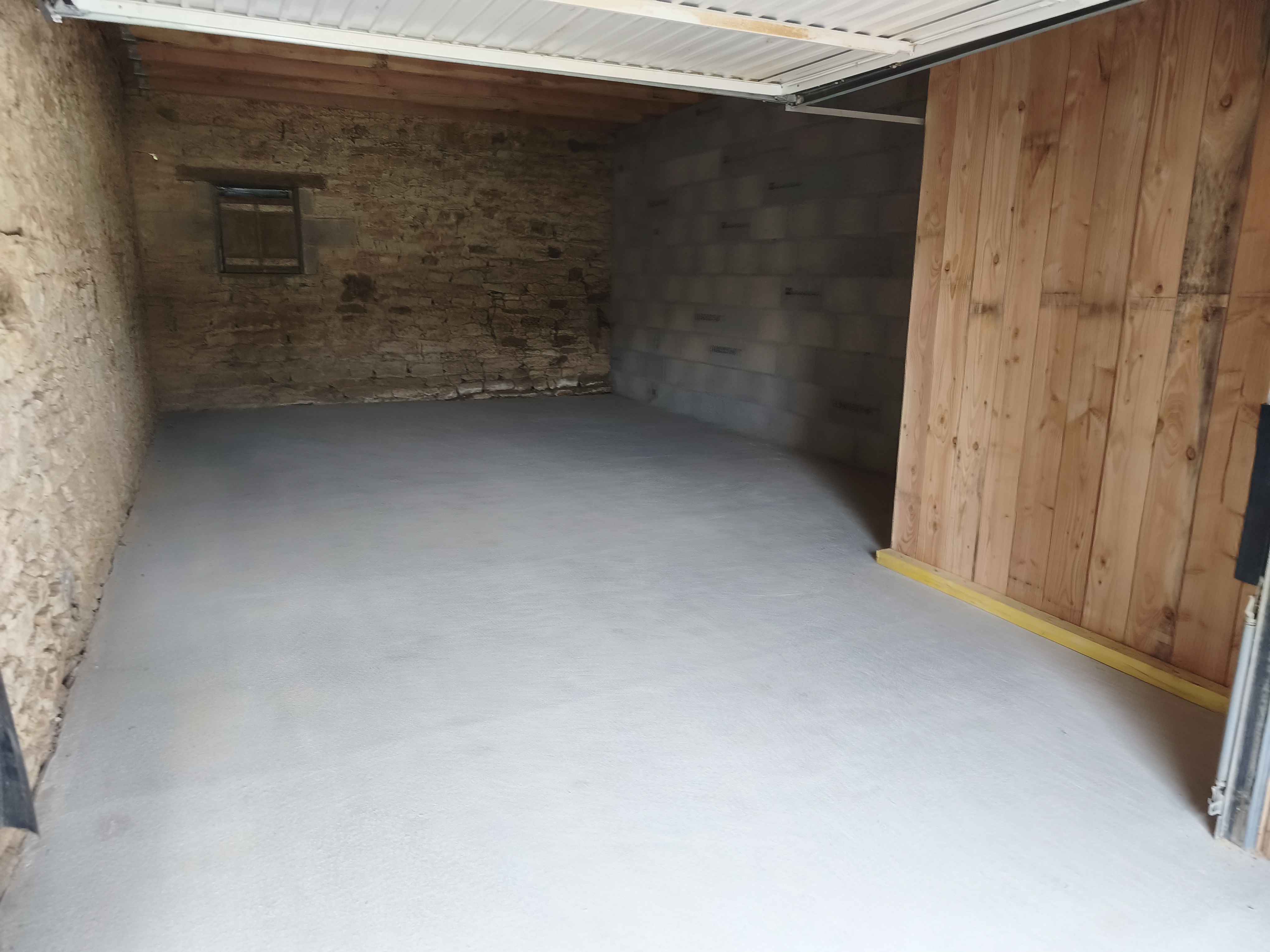 Location stockage en box entre particuliers (86)
