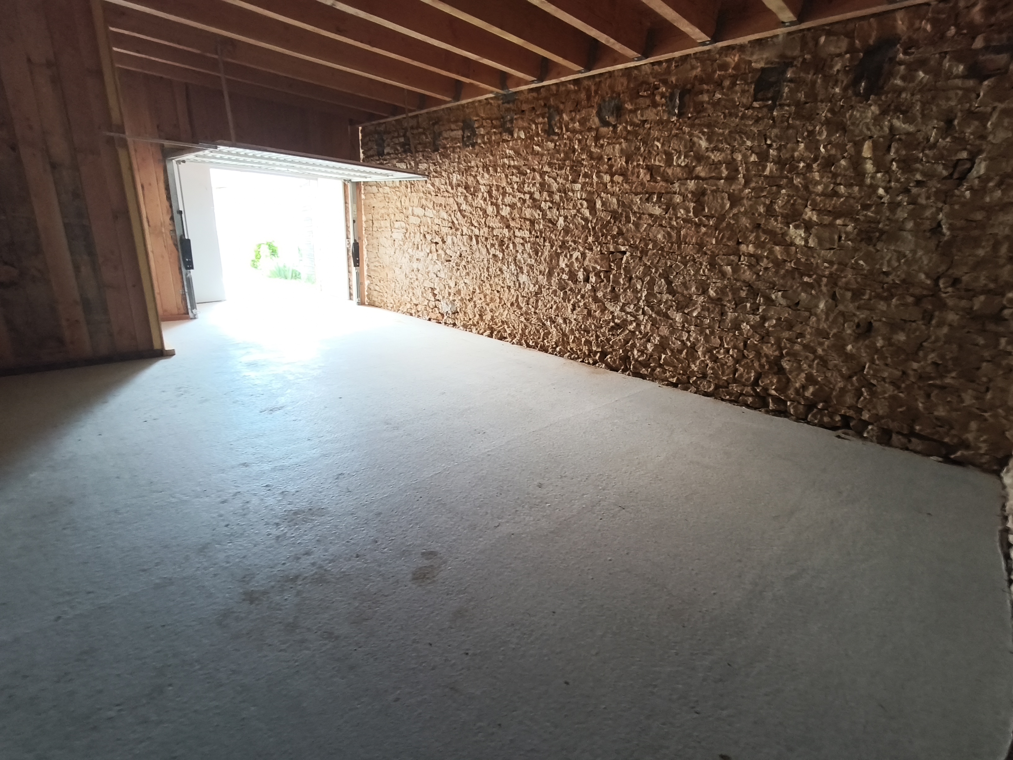Location stockage en box entre particuliers (86)