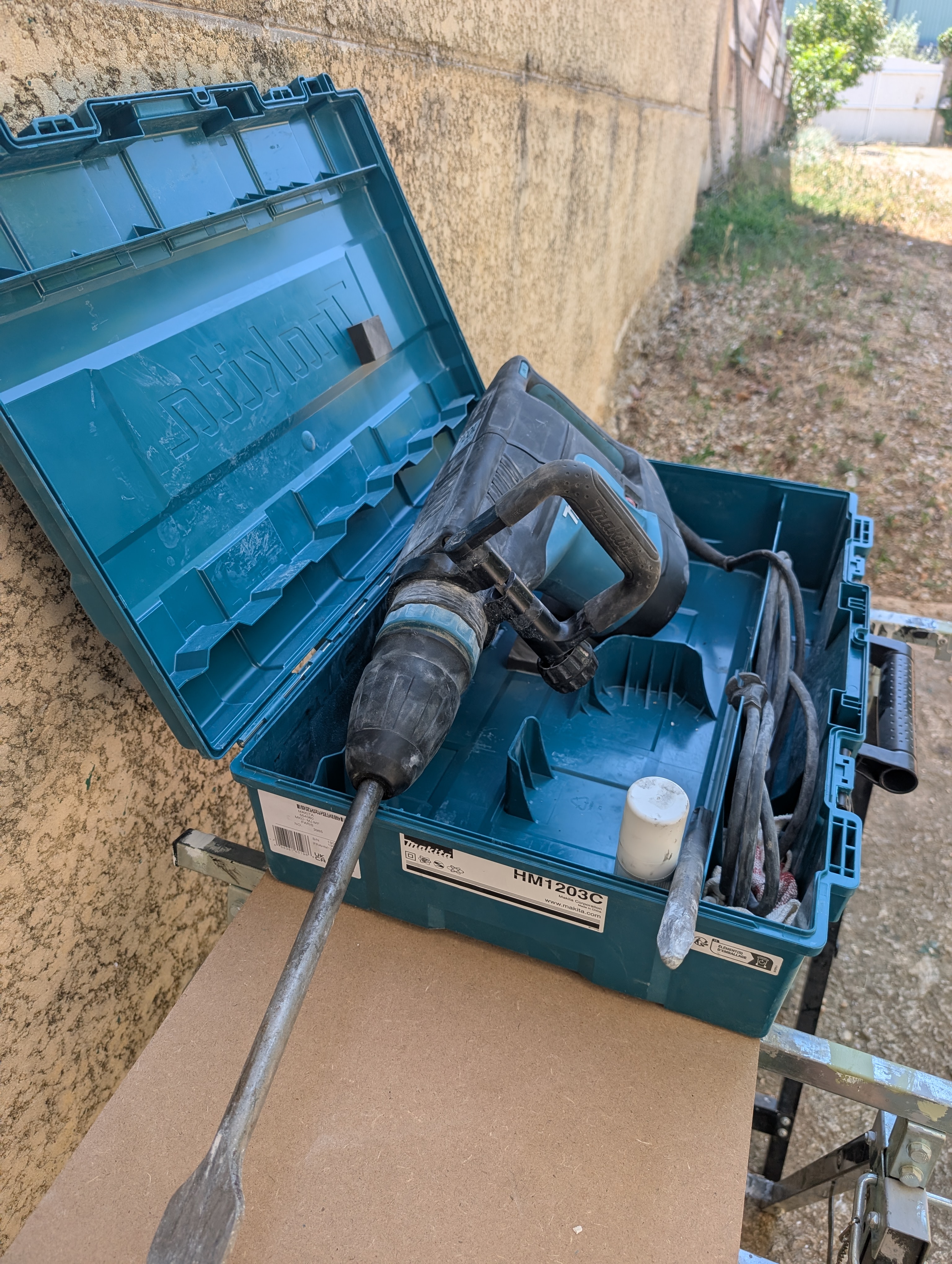 Location marteau piqueur entre particuliers (26)