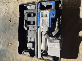 Location marteau piqueur
