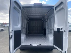 Service avec camion