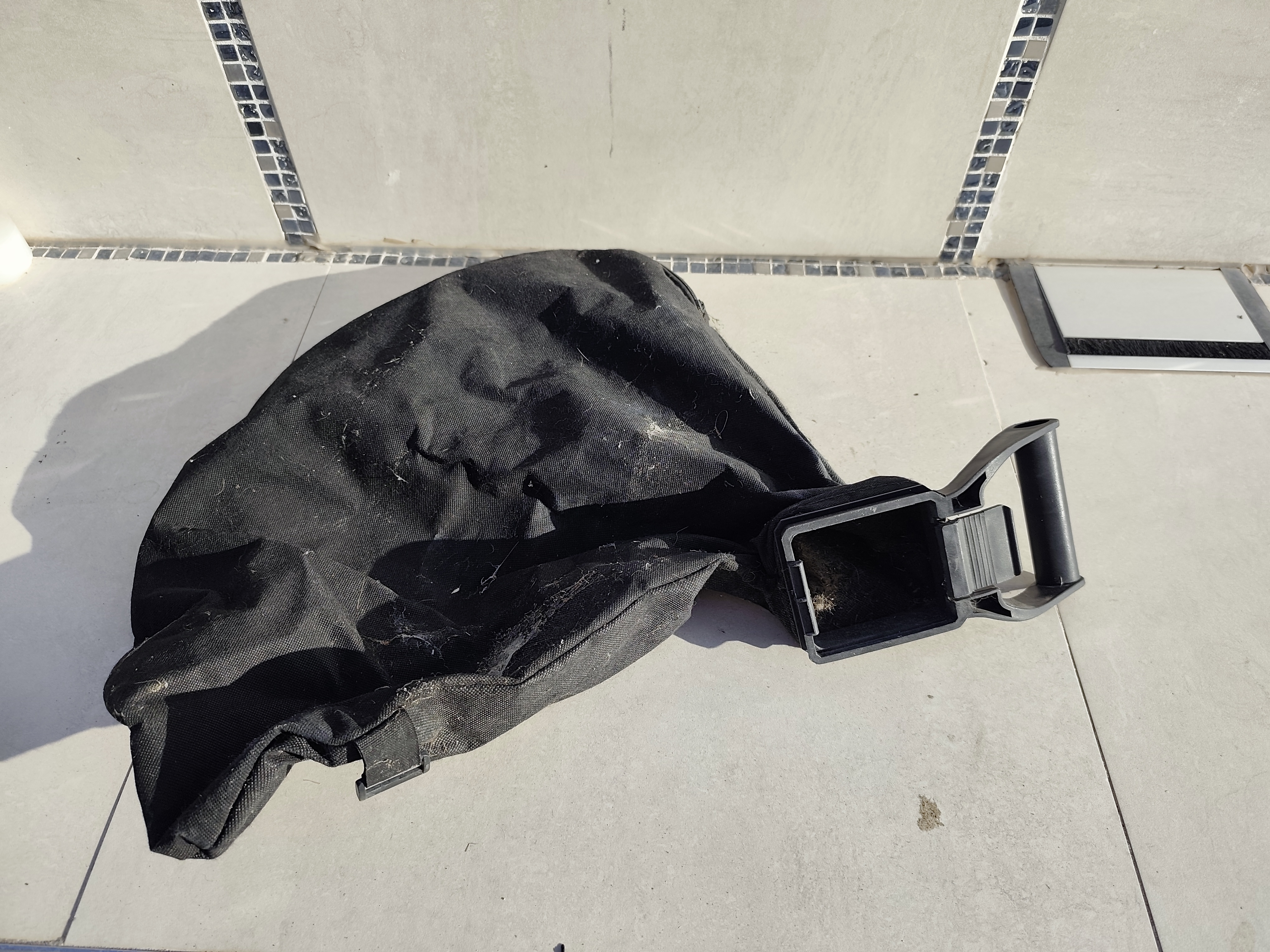 Location aspirateur souffleur entre particuliers (13)