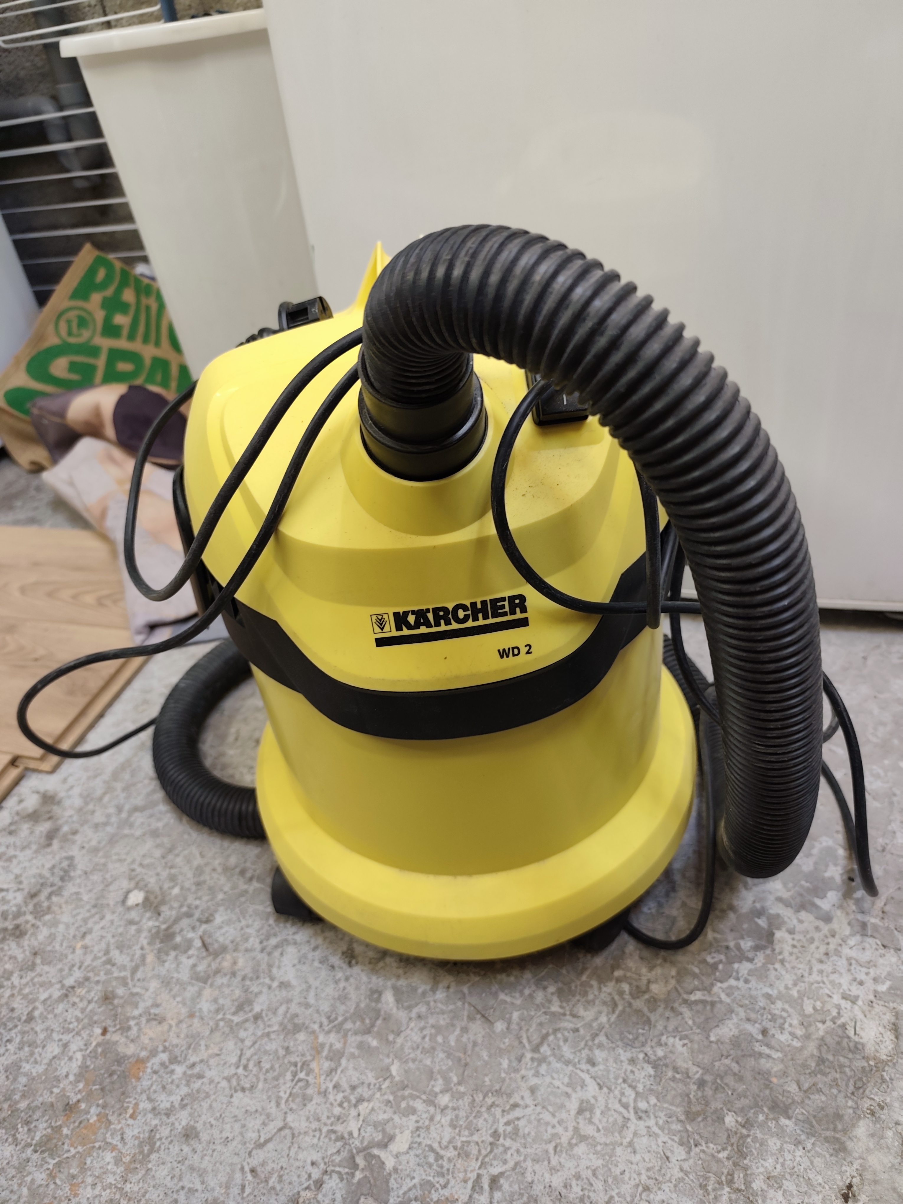 Location aspirateur entre particuliers (13)