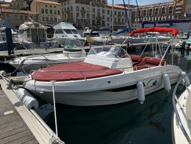 Location bateau a moteur